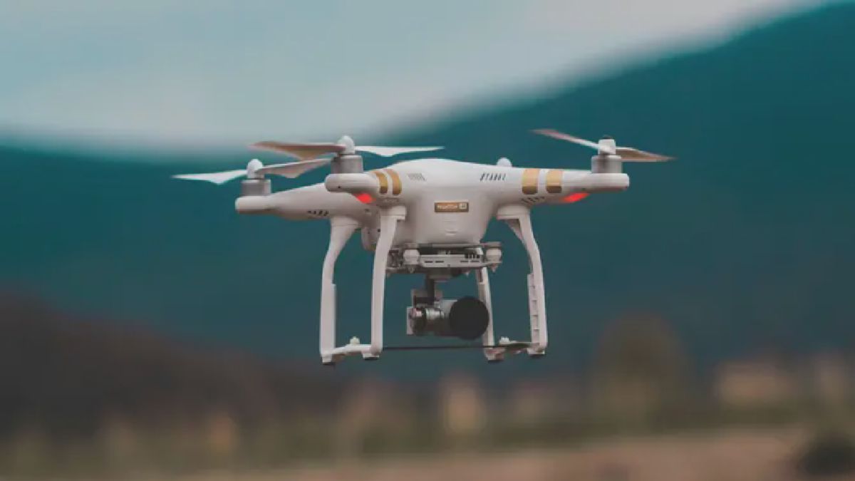 FBI Gagalkan Plot Serangan Drone dan Sniper di Acara UFC Gedung Putih