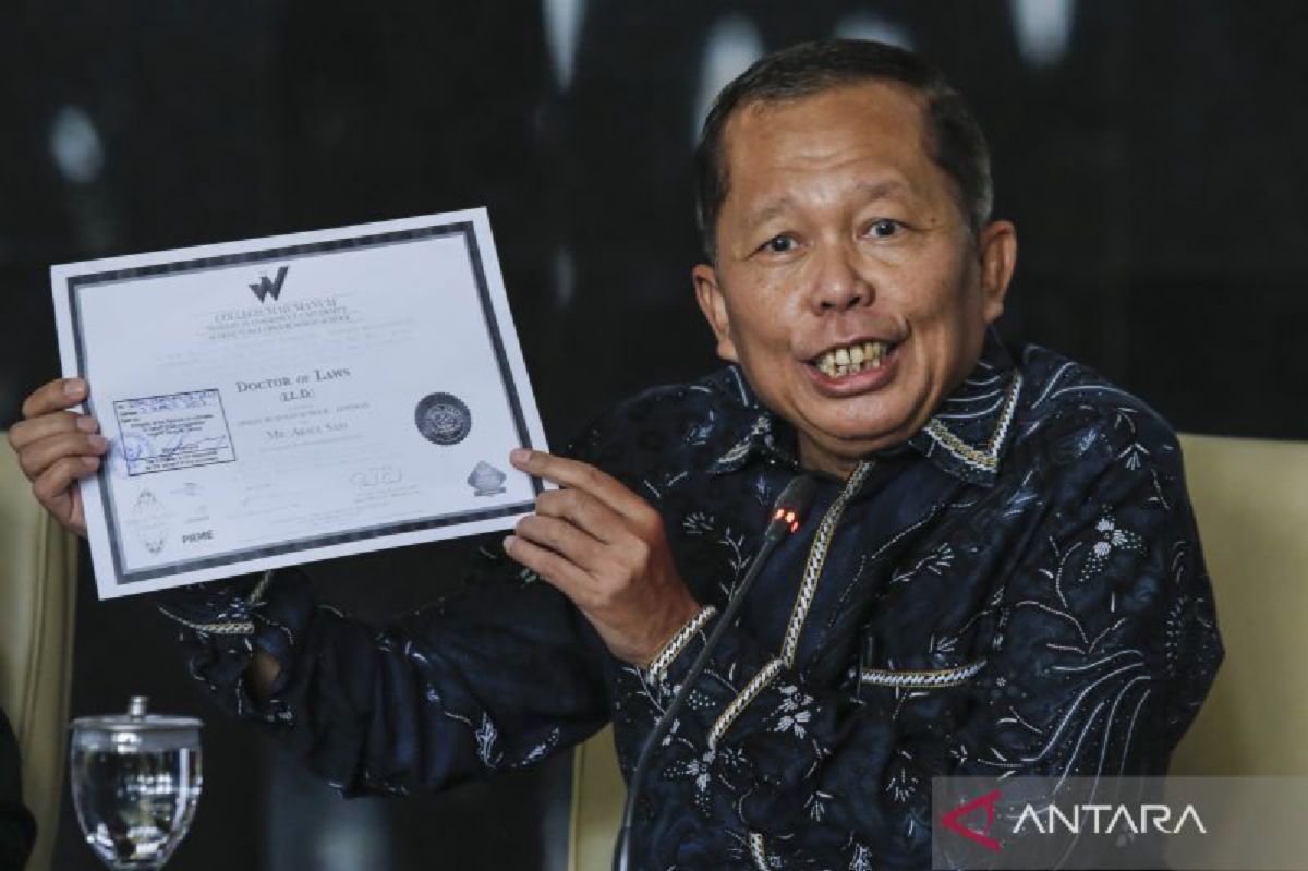 Profil Arsul Sani, dari Politikus PPP Menuju Kursi Hakim MK
