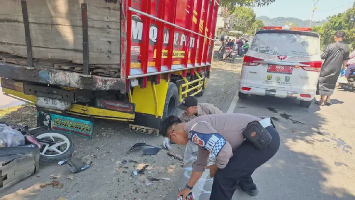 Pemotor Tewas Hantam Truk Parkir di Jalur Lingkar Selatan Sukabumi