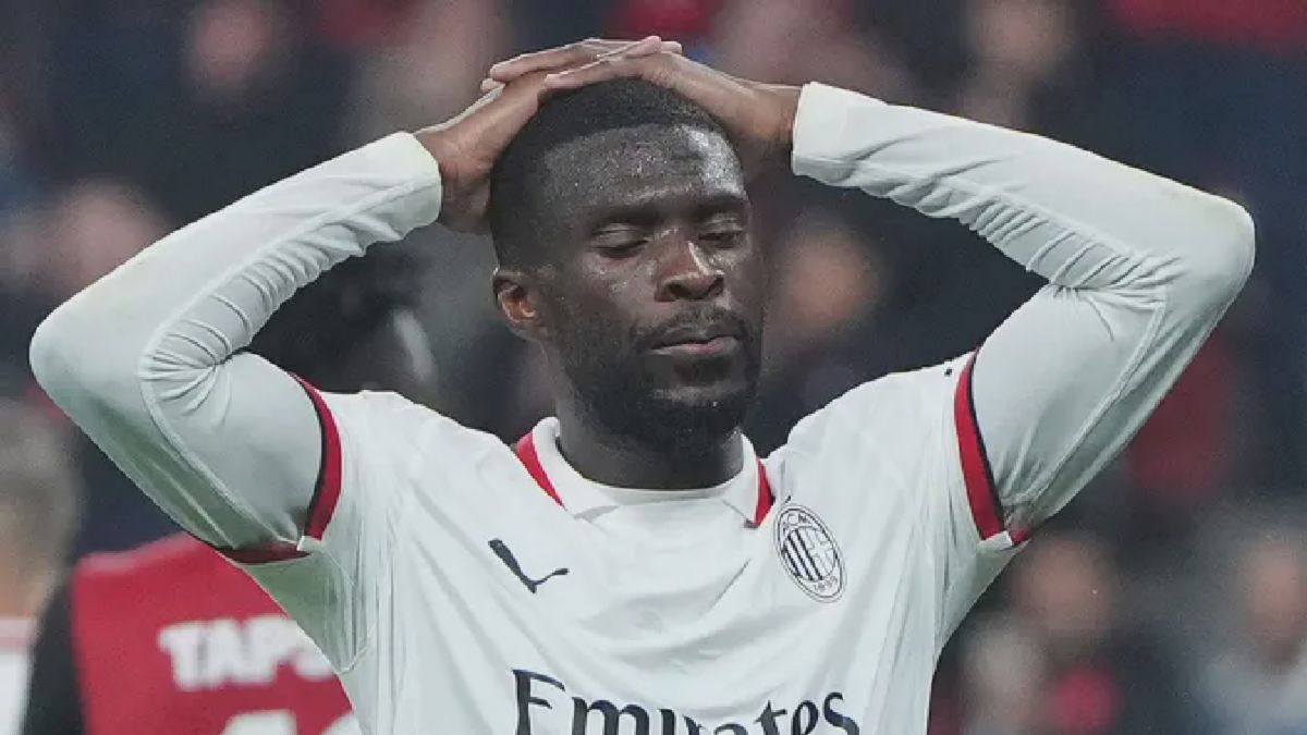 Fikayo Tomori Bersinar di AC Milan Setelah Disingkirkan Tuchel