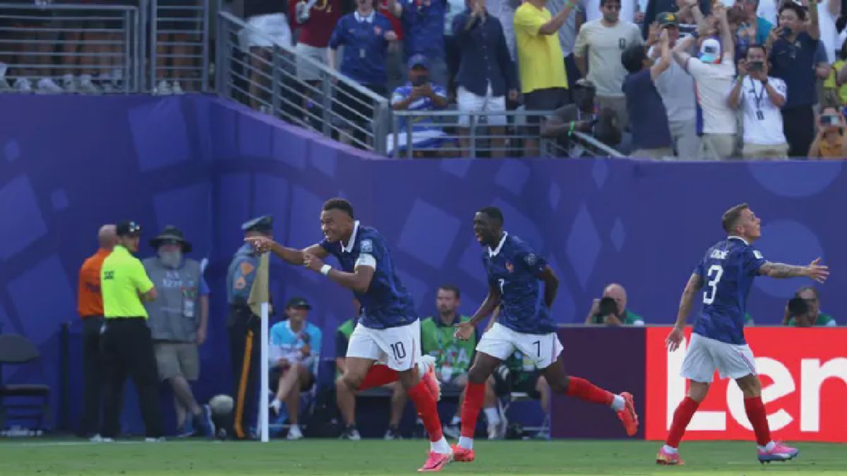 Prancis Kalahkan Swedia 3-1, Mbappe dan Dembele Cetak Gol