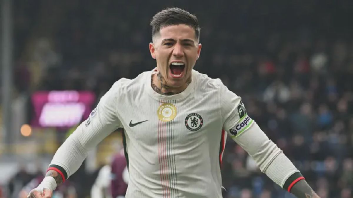 Enzo Fernandez Bawa Chelsea Menang Tipis di Turf Moor