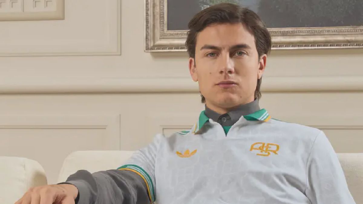 Paulo Dybala Kenakan Jersey Ketiga AS Roma Musim 2025/2026
