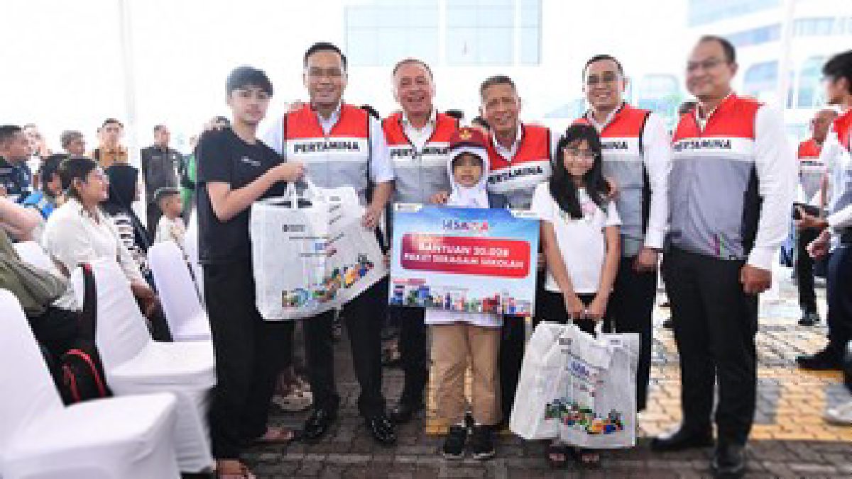 Pertamina Berikan 8.800 Paket Sekolah Lewat Program SESAMA