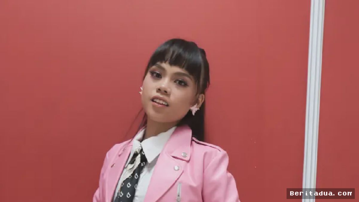 Nabila Mamuju Tampil Memukau di Dangdut Academy 8
