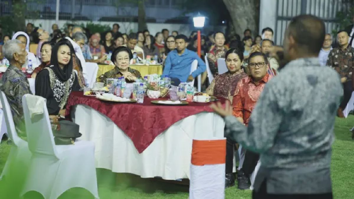Megawati Jamu Makan Malam di Dili, Pengendara Ngamuk di Sunter